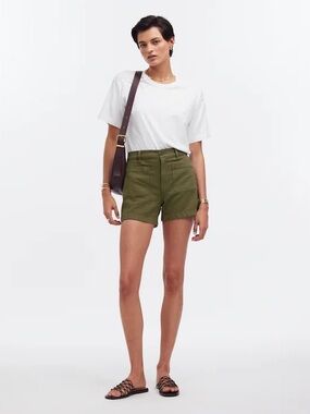 Madewell The Emmett High Rise Short in Garment Dye Patch Pocket In Faded Ivy